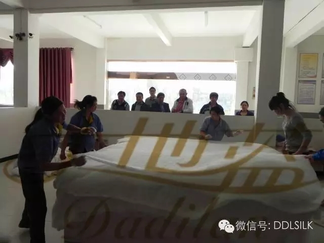 点击新窗口打开大图
