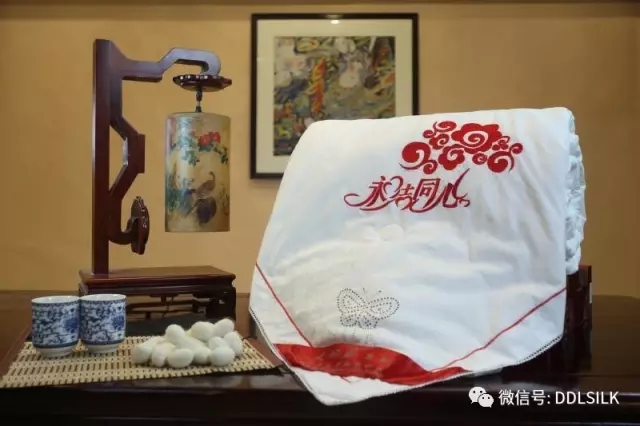 点击新窗口打开大图