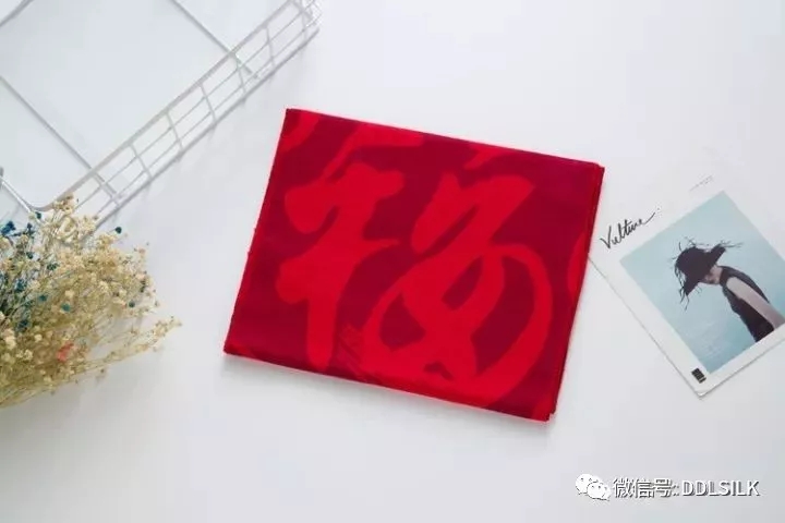 点击新窗口打开大图