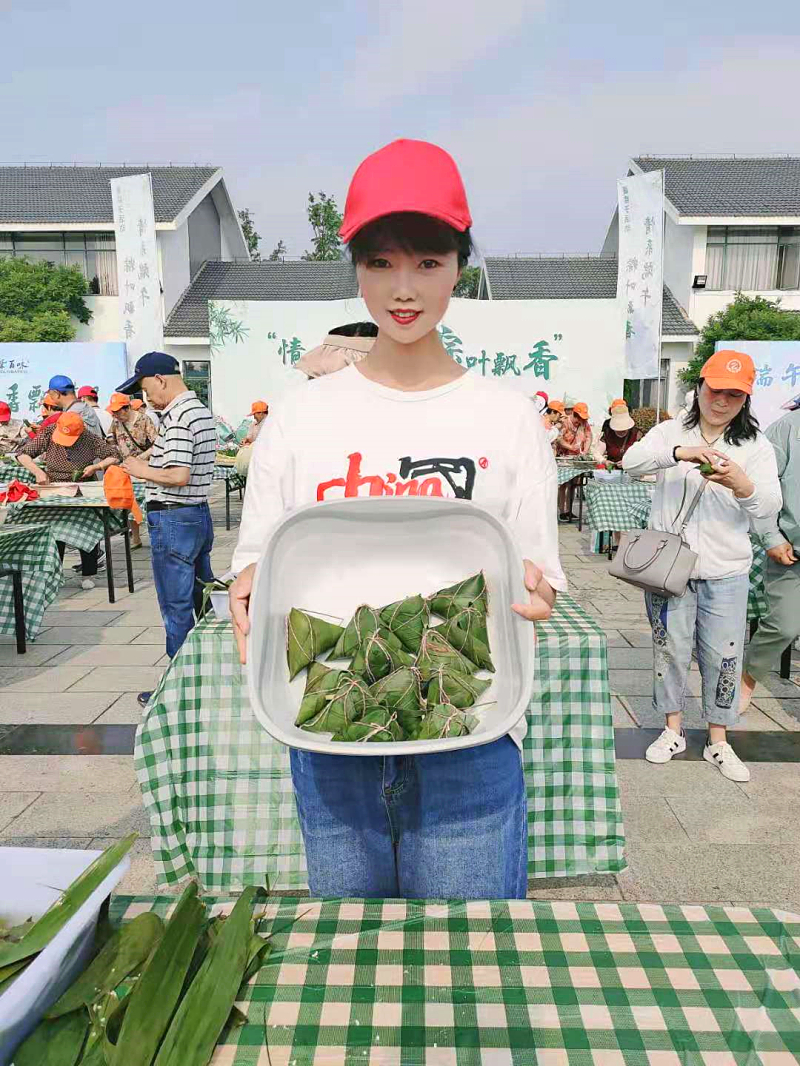 点击新窗口打开大图